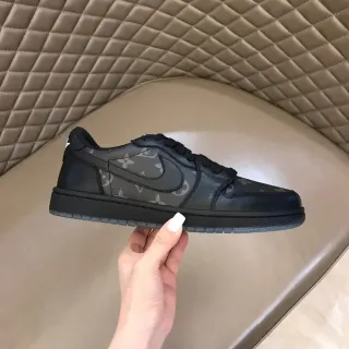 Nike Dunk Low Monogram Print Negro Lifestyle Sneakers