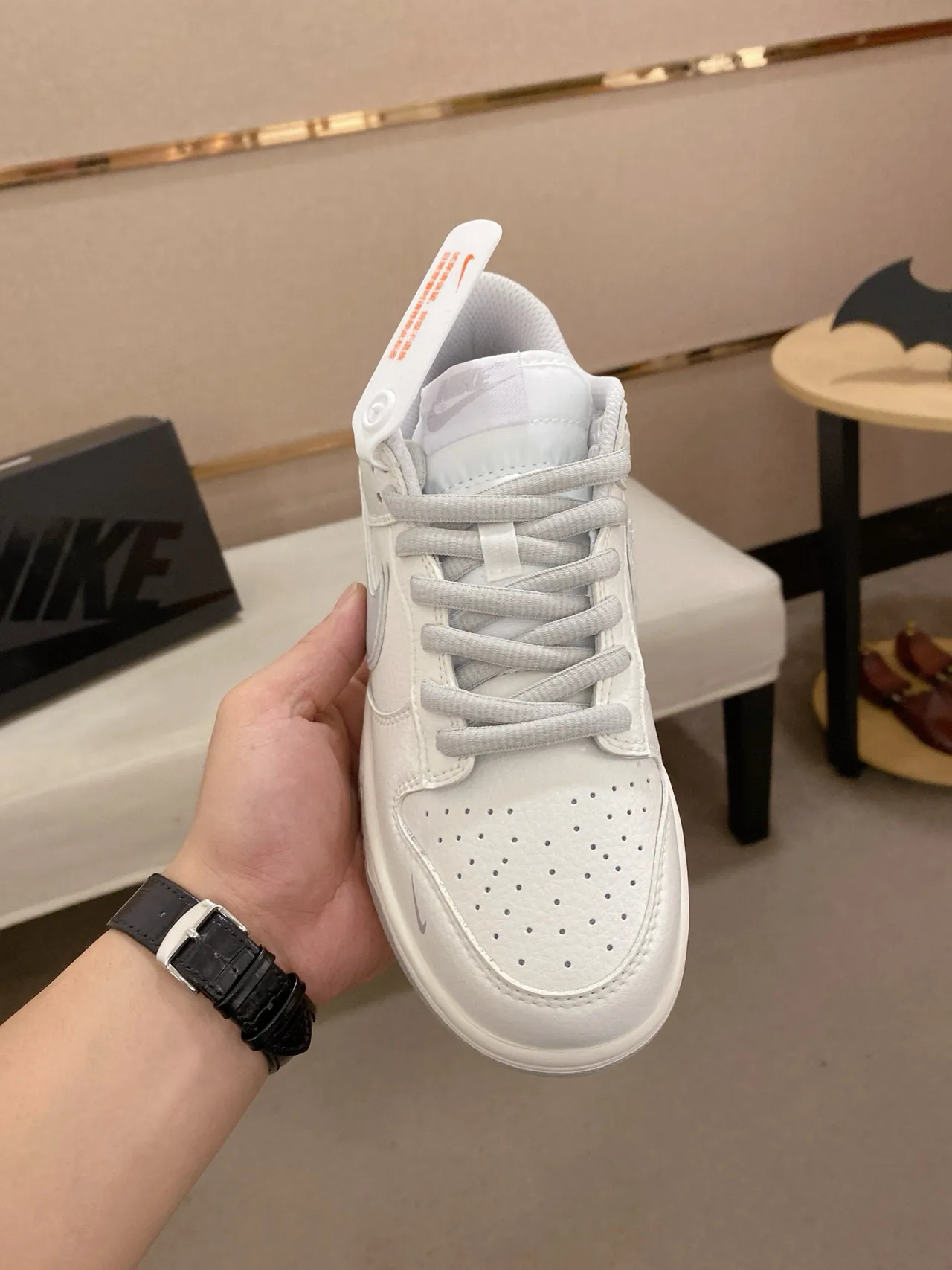 Nike Dunk Low সাদা ধূসর Supreme স্কেটবোর্ড জুতা 2