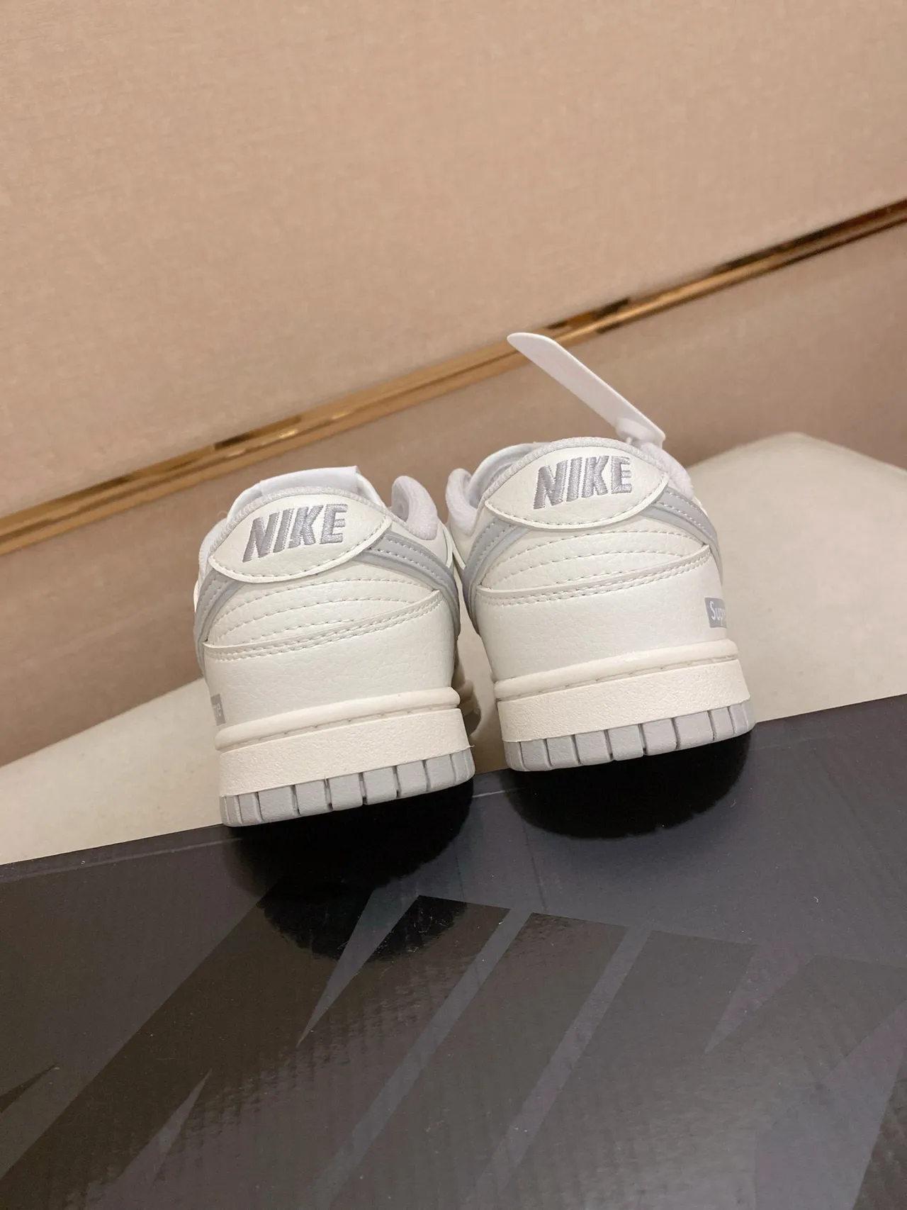 Nike Dunk Low সাদা ধূসর Supreme স্কেটবোর্ড জুতা 7