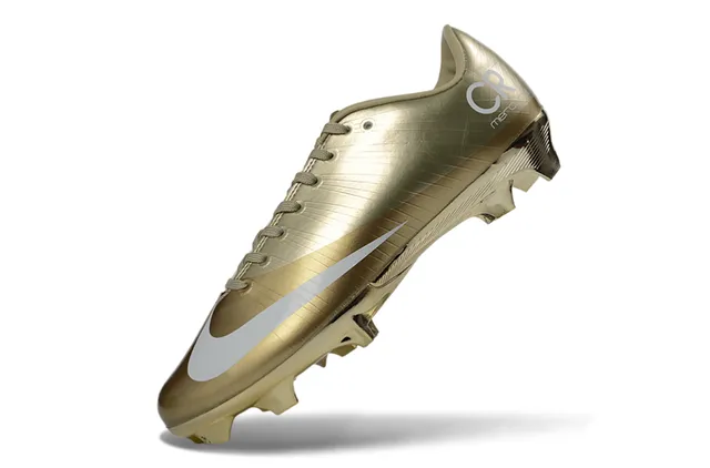 Nike حذاء كرة القدم ذهبي أبيض إنهاء معدني منخفض القطع أرض صلبة 3