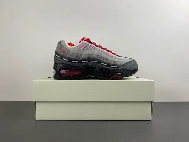 Nike رمادي أحمر مقسم مرئي Air Cushioning طبقي سويد و شبكة علوية نمط حياة أحذية رياضية 15