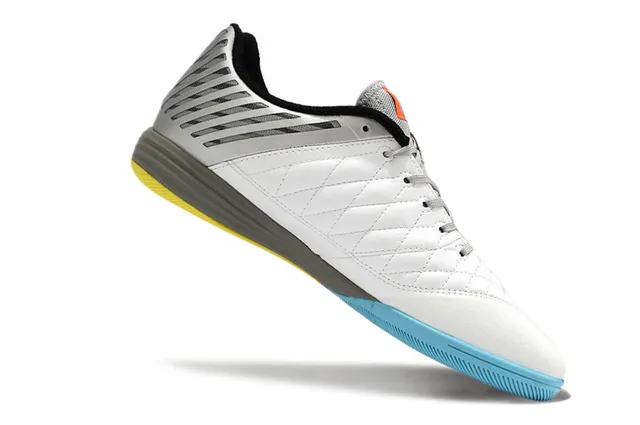Nike Hyperfuse White Gray Cage-Overlay Construction Quilted Leather Toe Indoor Soccer Shoes 2