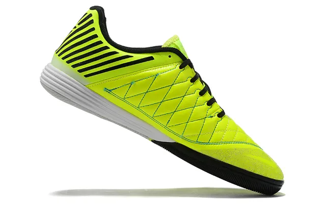 Nike Hypervenom Phantom Indoor Amarelo Preto acolchoado sintético upper sobreposição lateral listrada interior tênis de futebol 5