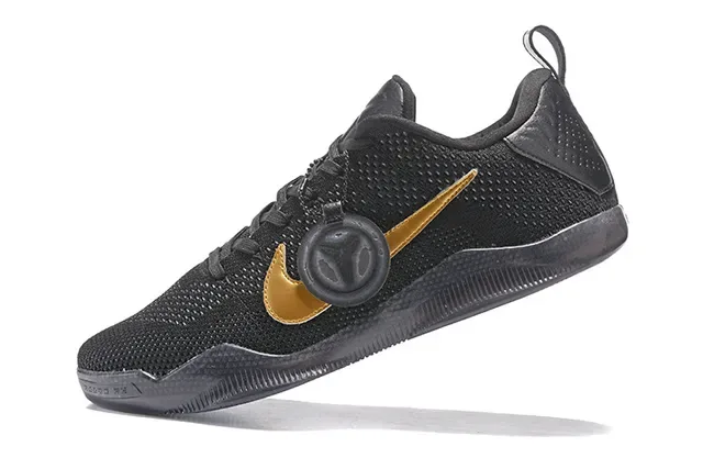 Nike Kobe Preto Dourado Knit Upper Swoosh Acento Tênis de Basquete 4