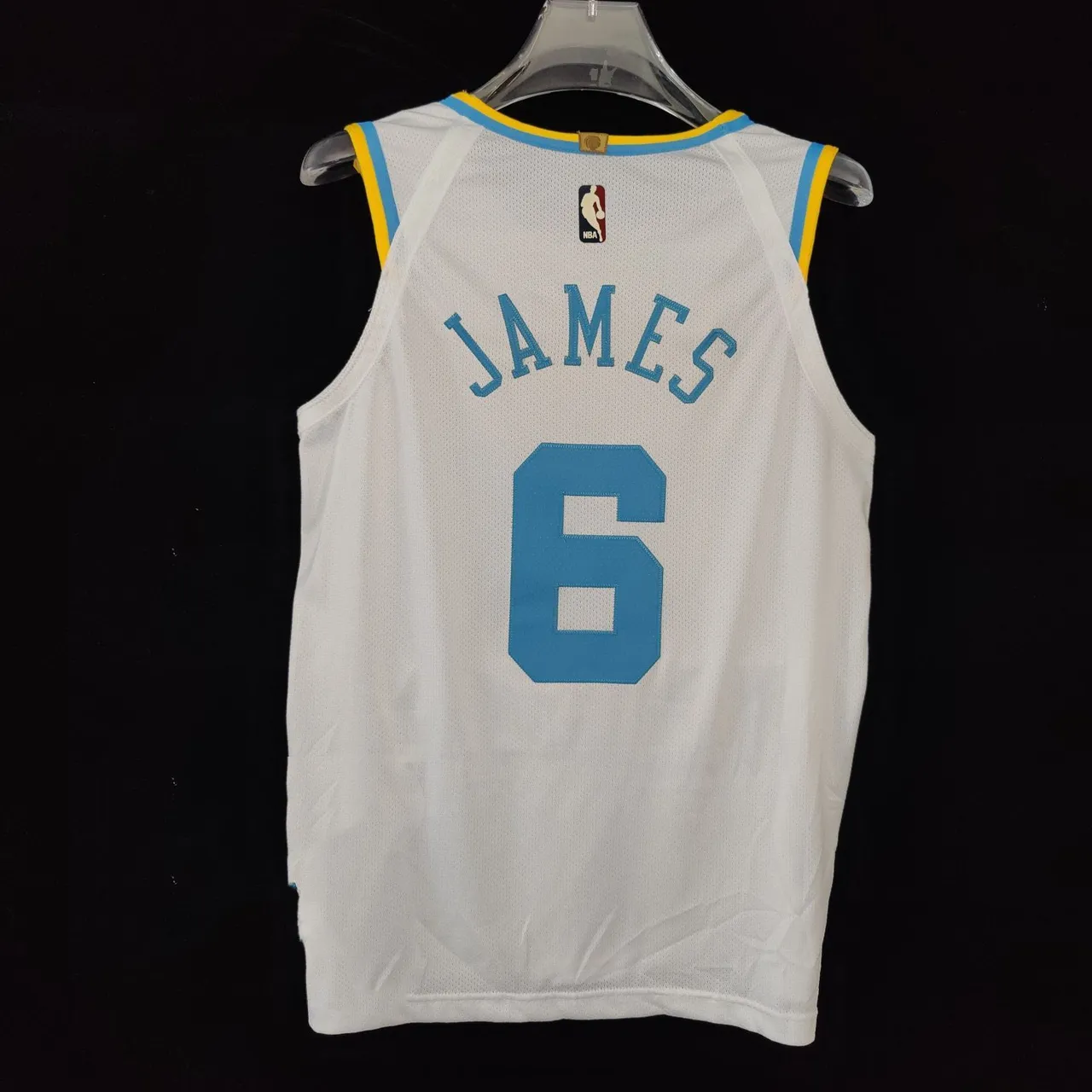 Camiseta de Basquete Nike Lakers Clássica Branca #6 3