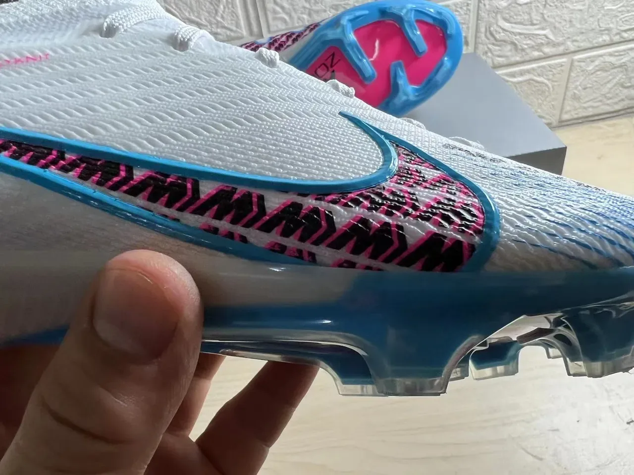 Nike Mercurial Vapor Air Zoom Blanco Azul Rosa Zapatillas de fútbol para terreno firme 2