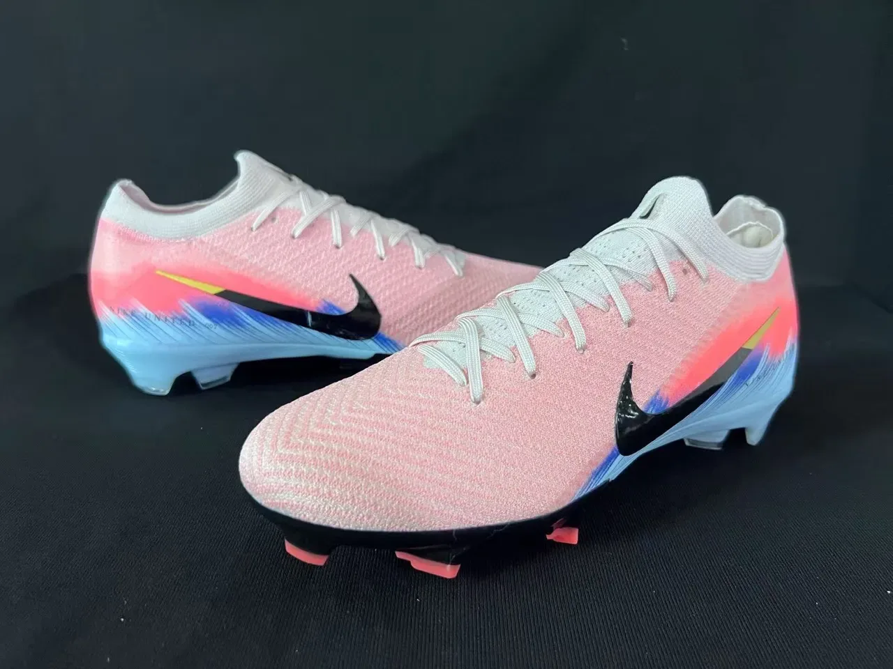 Nike Mercurial Vapor وردي أزرق Knit Upper Low-Cut Collar Firm-Ground أحذية كرة القدم 7