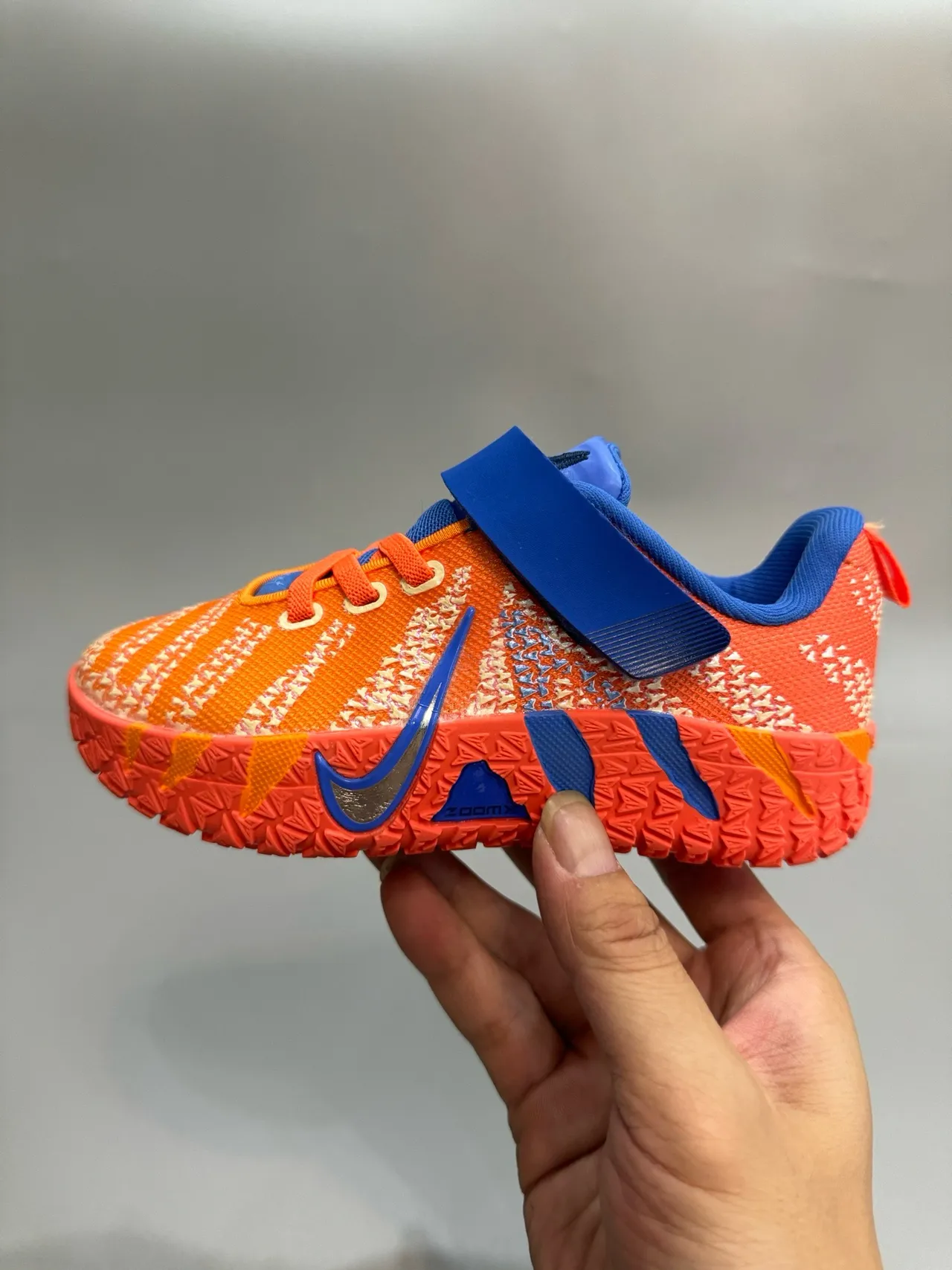 Nike Orange Blue Low-Top Knit Upper Basketball Shoes 5