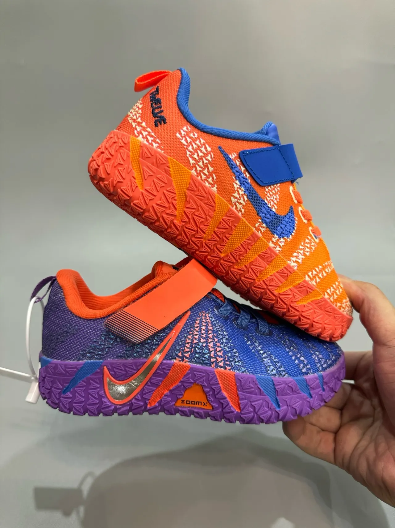 Nike Orange Blue Low-Top Knit Upper Basketball Shoes 8