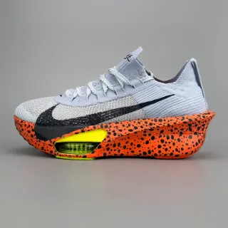 Nike नारंगी ग्रे किनिट अपर धब्बेदार मिडसोल रनिंग जूते