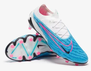 耐克 Phantom GT 白色蓝色针织鞋面 不对称粉色 Swoosh 钉鞋足球鞋 8