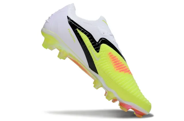 Nike Phantom GT Sapatos de futebol com upper de knit branco e amarelo, overlay assimétrico preto para terreno firme 2
