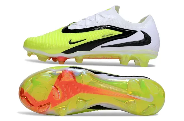 Nike Phantom GT Sapatos de futebol com upper de knit branco e amarelo, overlay assimétrico preto para terreno firme 6