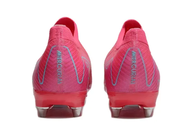Nike Sapatos de futebol com upper de knit rosa e azul, cordões assimétricos para terreno firme 4