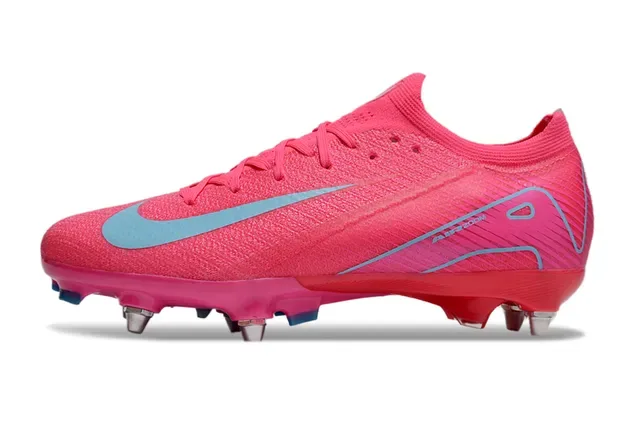 Nike Sapatos de futebol com upper de knit rosa e azul, cordões assimétricos para terreno firme 8