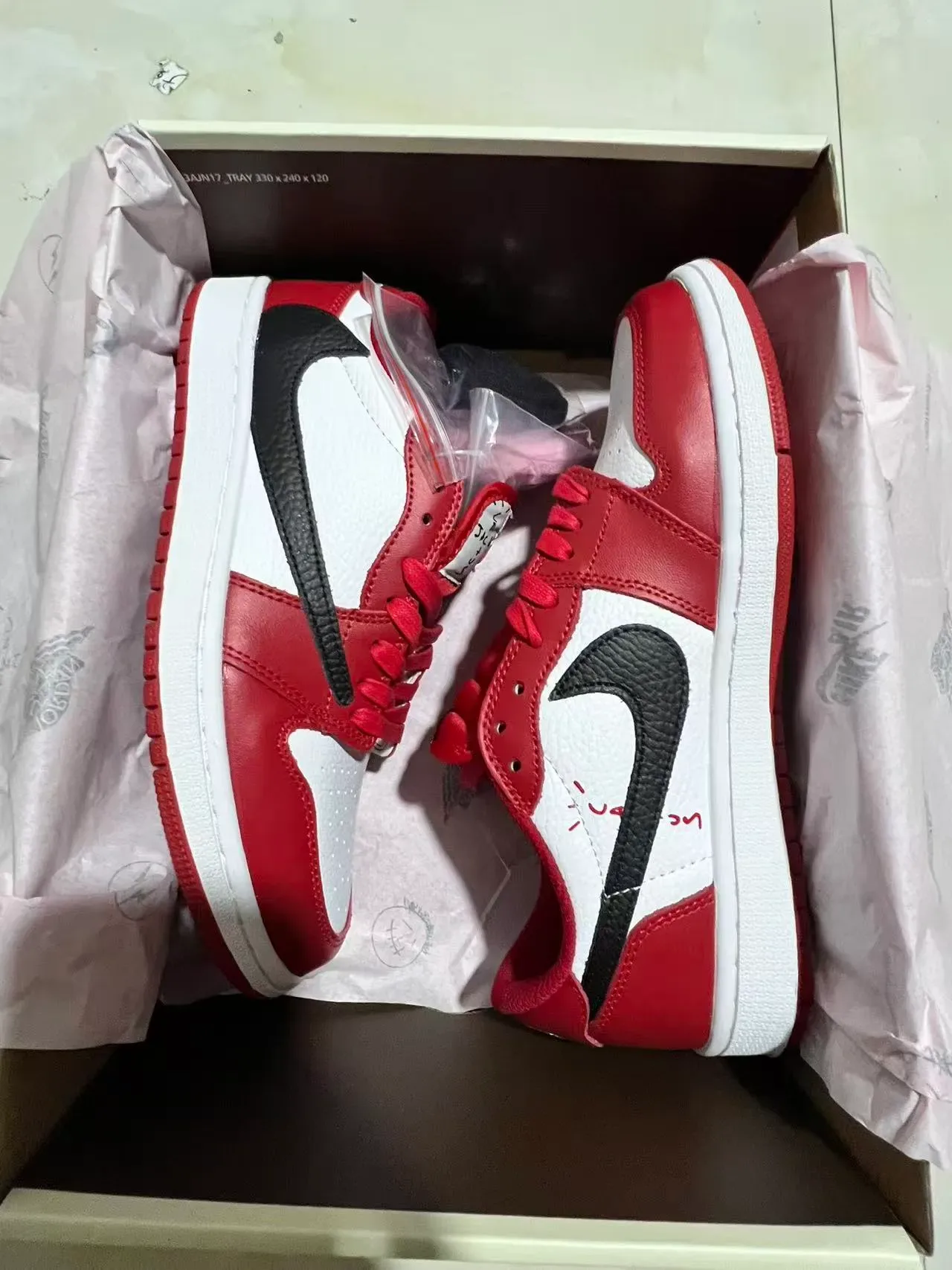 Nike Red White Low-Top Leather-Paneled Lifestyle Sneakers 9