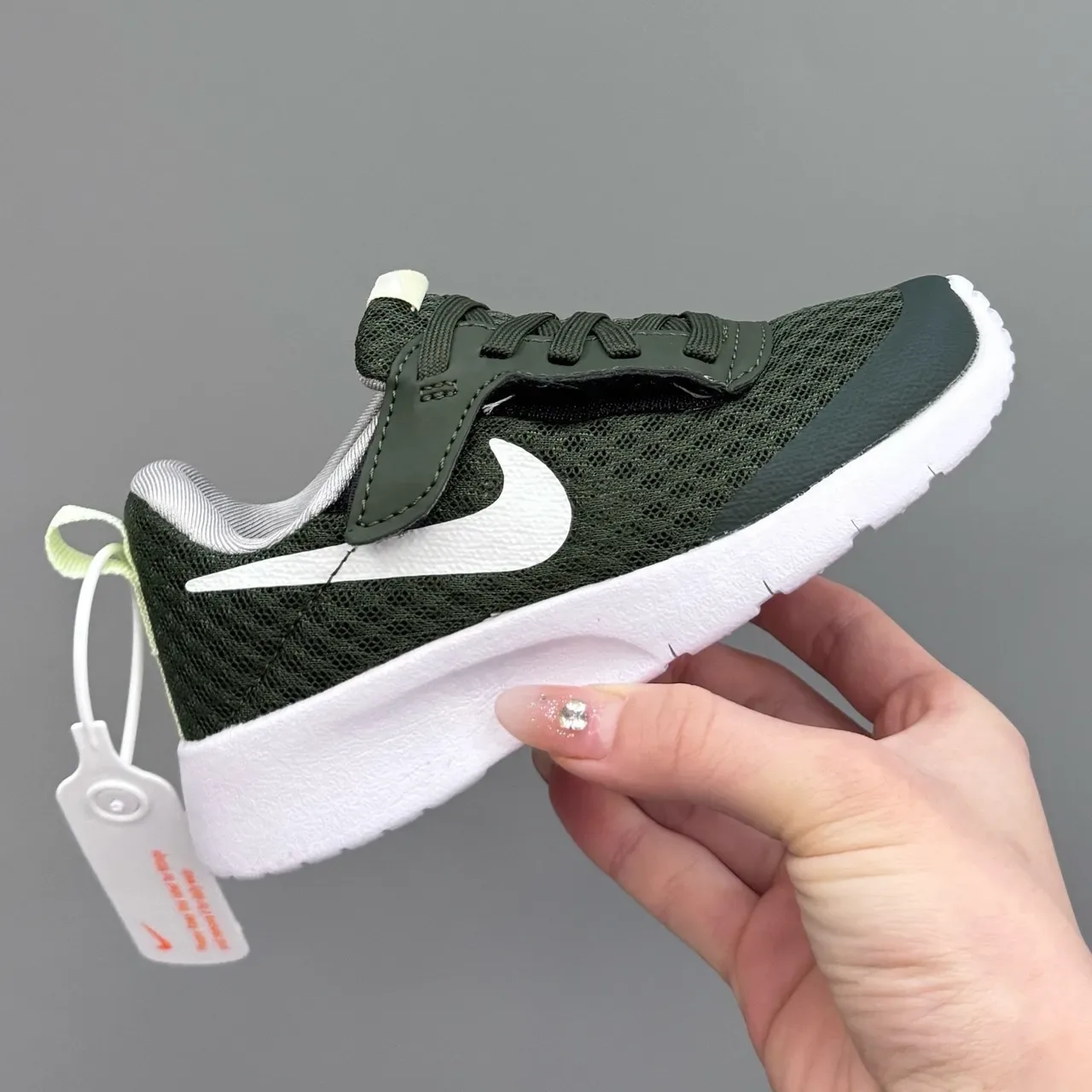 Nike Revolution White Pink Mesh Upper Hook-and-Loop Strap Lifestyle Sneakers 23