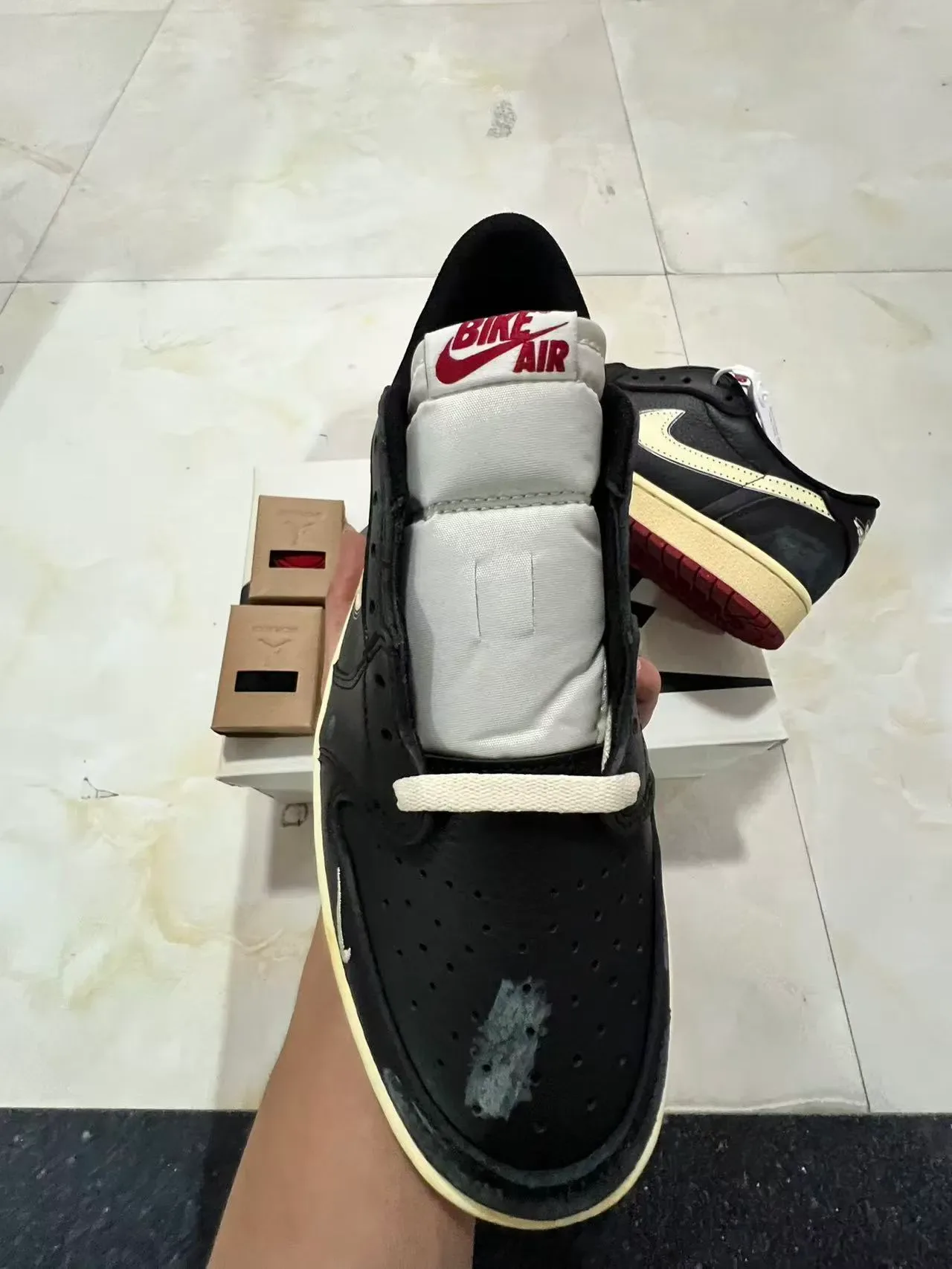 Nike SB Dunk Low Black Cream Red Lifestyle Sneakers 3