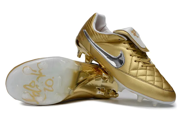 Nike Tiempo Legend Dourado Metálico Solo Firme Sapatos de futebol 4