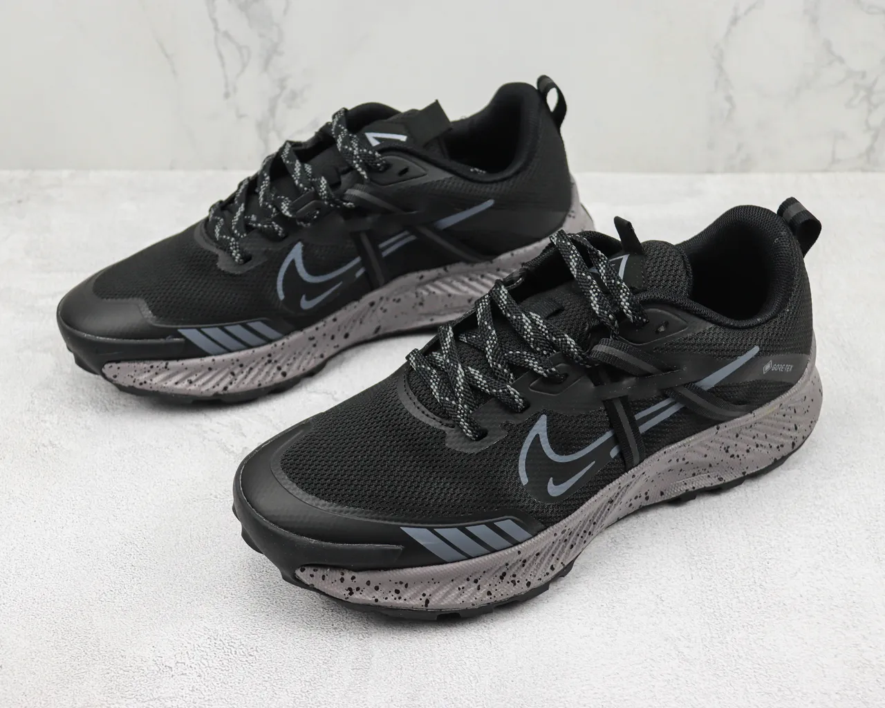 नाइक ट्रेल रनिंग जूते काला भूरा GORE-TEX रनिंग जूते 4
