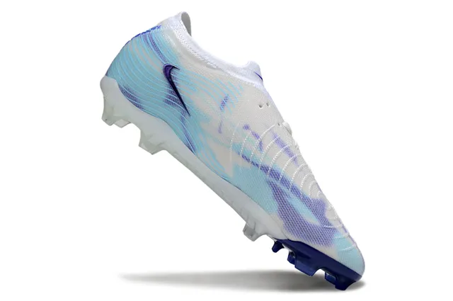 Nike Sapatos de Futebol Branco e Azul Baixo Corte Upper de Malha Iridescente Swoosh Solo Firme 2