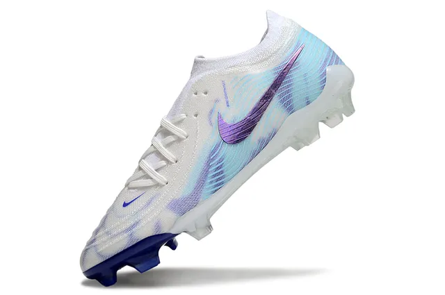 Nike Sapatos de Futebol Branco e Azul Baixo Corte Upper de Malha Iridescente Swoosh Solo Firme 3