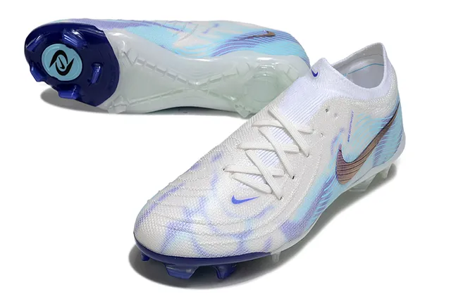 Nike Sapatos de Futebol Branco e Azul Baixo Corte Upper de Malha Iridescente Swoosh Solo Firme 4