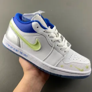Nike أبيض أزرق منخفض ياقة مبطنة حذاء رياضي أسلوب حياة