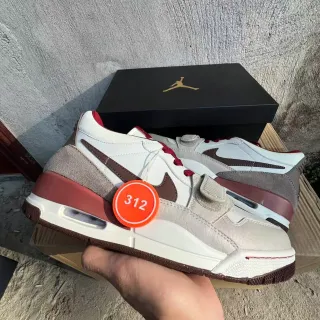 Nike branco marrom tênis lifestyle couro e camurça em camadas unidade de amortecimento de ar visível