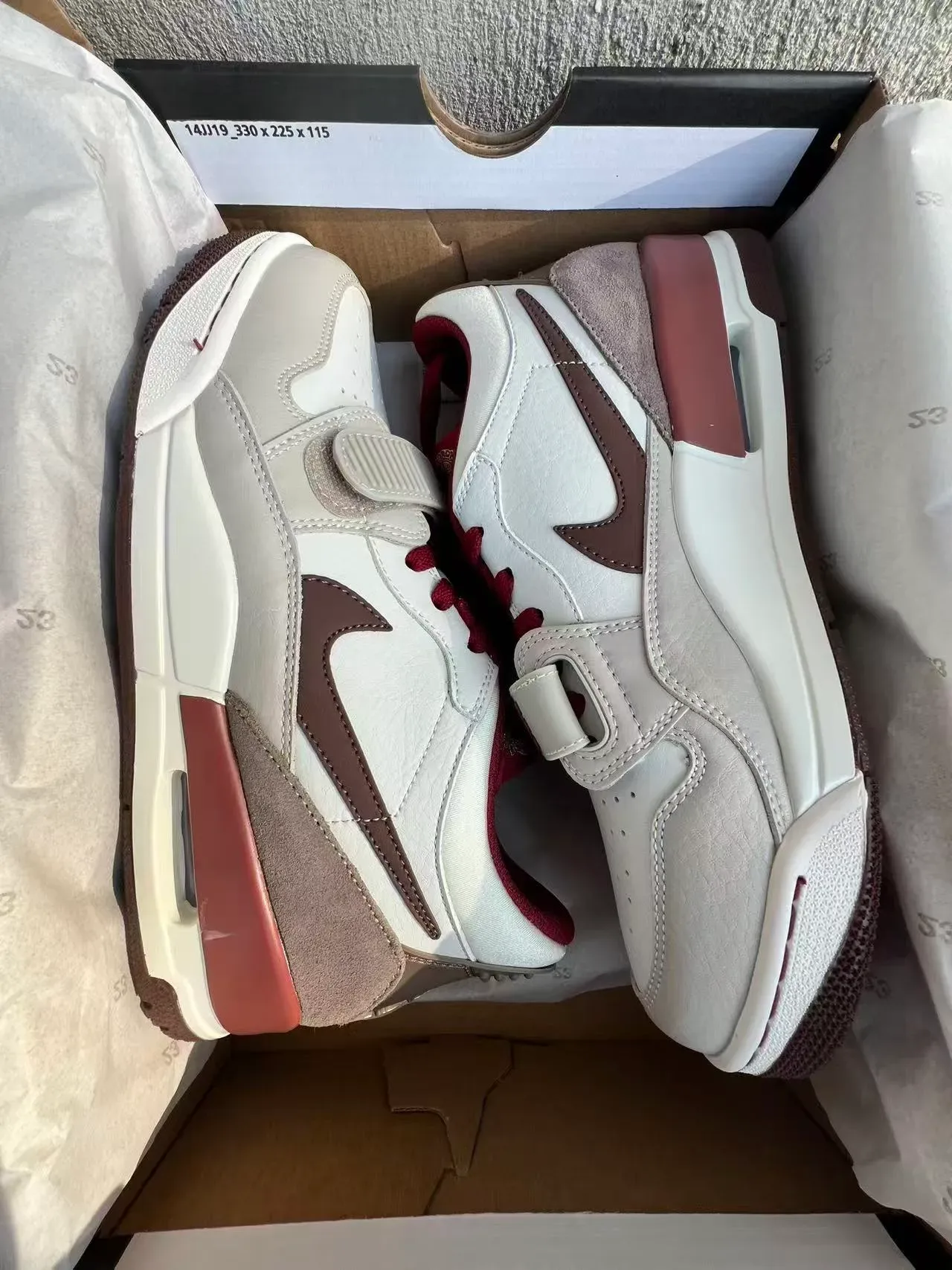 Nike blanc marron chaussures lifestyle cuir et daim en couches unité d'amorti air visible 9