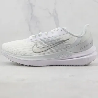 Nike Branco Cinza Malla Engenhada Parte Superior Textura Ribbed Tênis de corrida