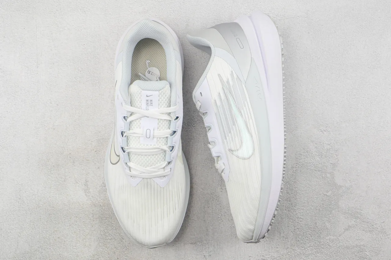 Nike White Gray Engineered Mesh Upper Ribbed Texture Running Shoes 3