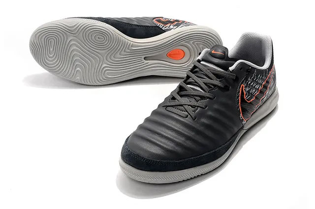 Nike Sapato Branco Laranja Low-Top Couro Sintético Superior Futebol Indoor 6