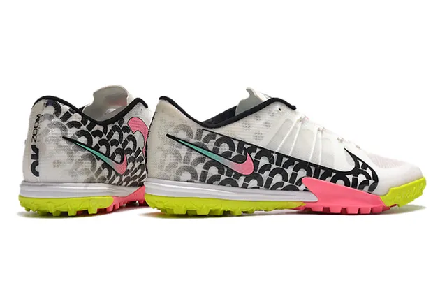 Nike Branco Rosa Baixo Corte Cleat Sola de Borracha Bicolor Grama Sapatos de Futebol 5