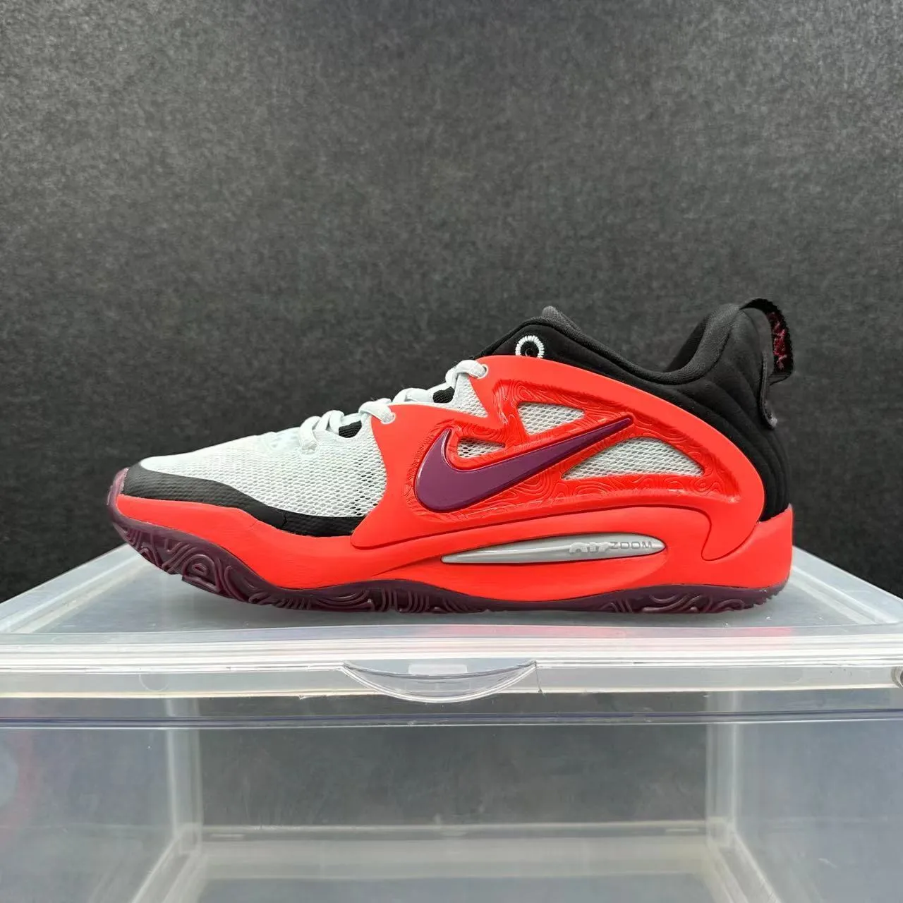 Nike Zoom GT Cut أحمر بنفسجي أبيض أحذية كرة السلة 2