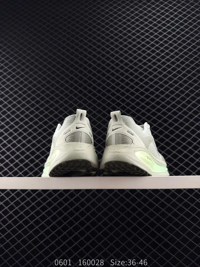Nike ZoomX Gray Green Engineered Mesh Upper Thick Midsole Running Shoes 4