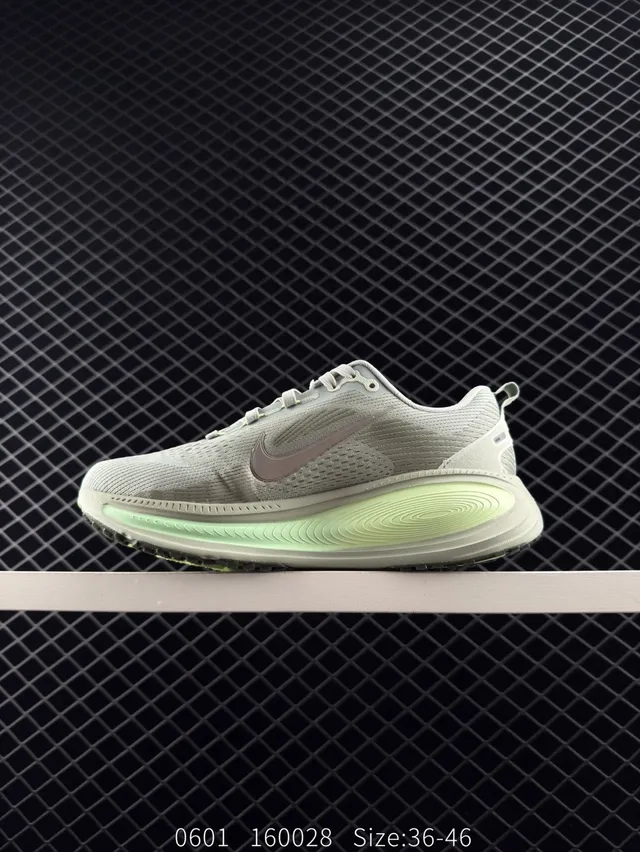 Nike ZoomX Gray Green Engineered Mesh Upper Thick Midsole Running Shoes 6