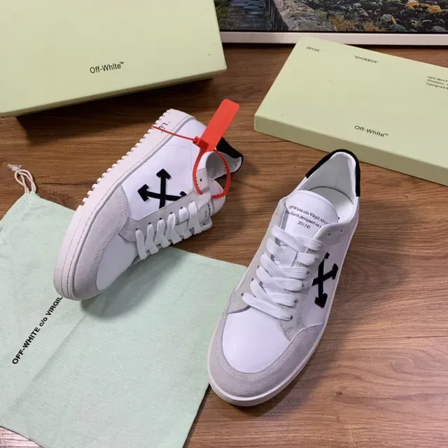 Off-White Arrow Sneaker White Gray Black Lifestyle Sneakers 6
