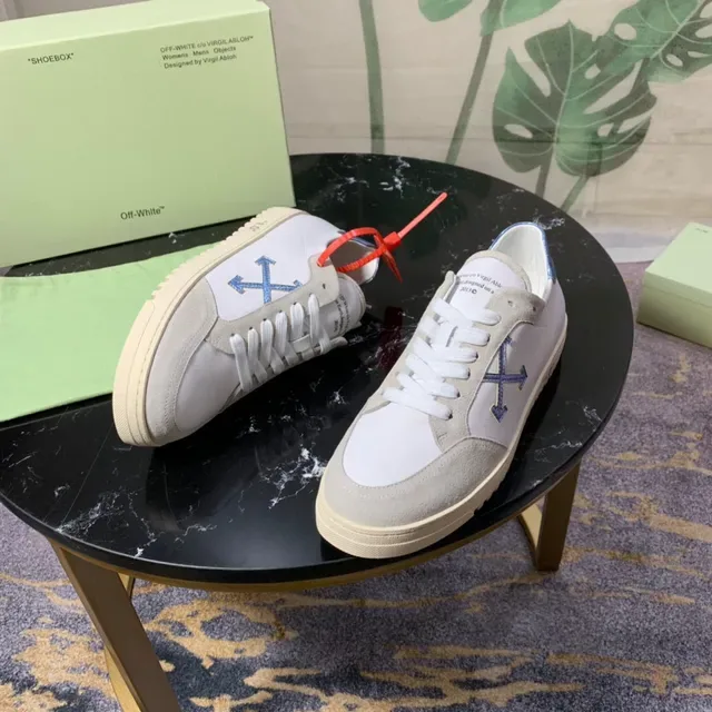 Off-White Beige Blue Zapatillas Lifestyle de Ante y Cuero Paneladas de Bajo 6