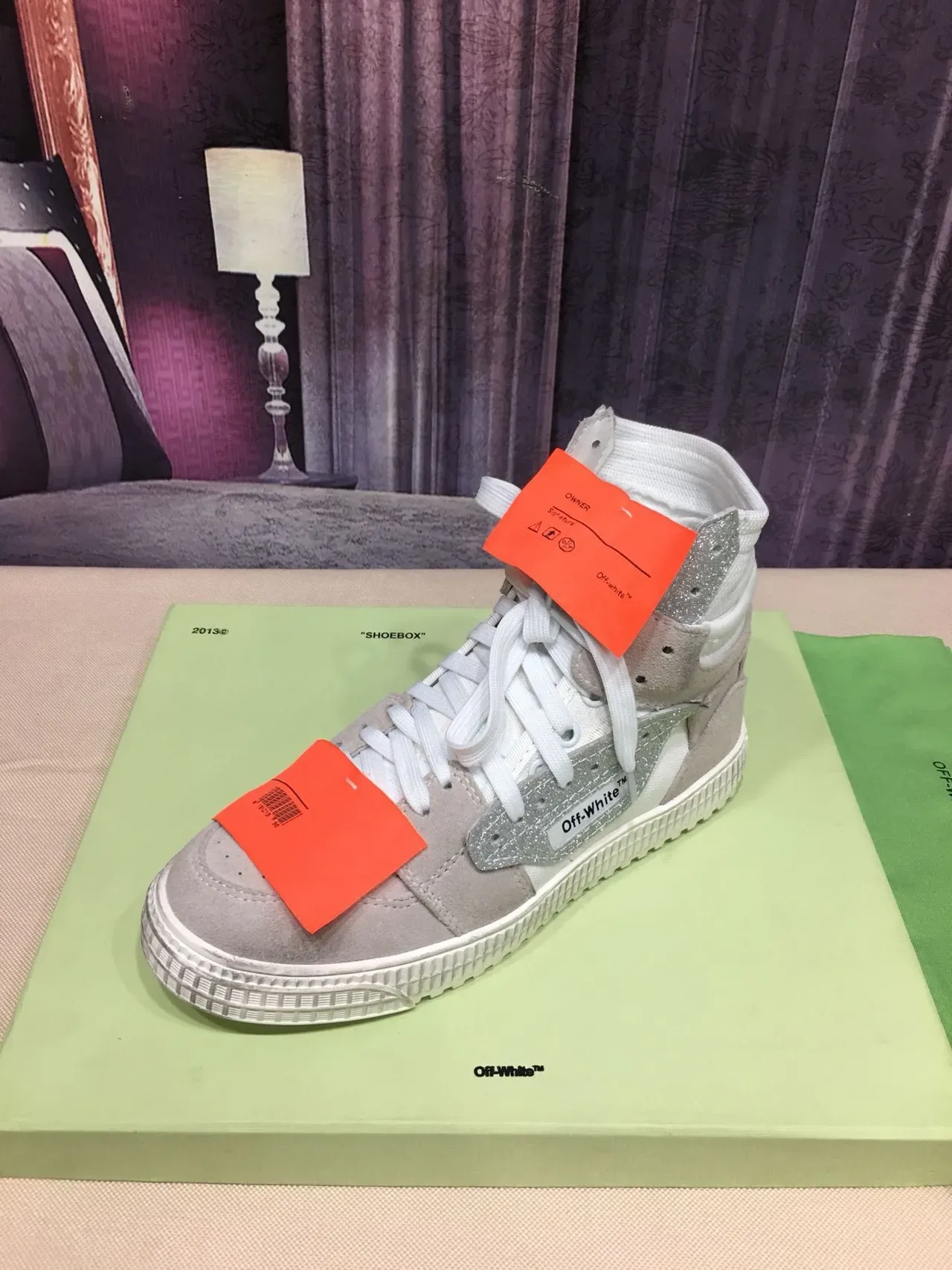 Off-White بيج فضي هوت توب لامع حياة سنيكرز 7