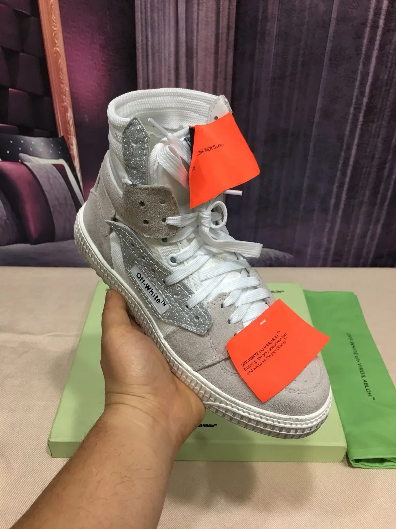 Off-White بيج فضي هوت توب لامع حياة سنيكرز 8
