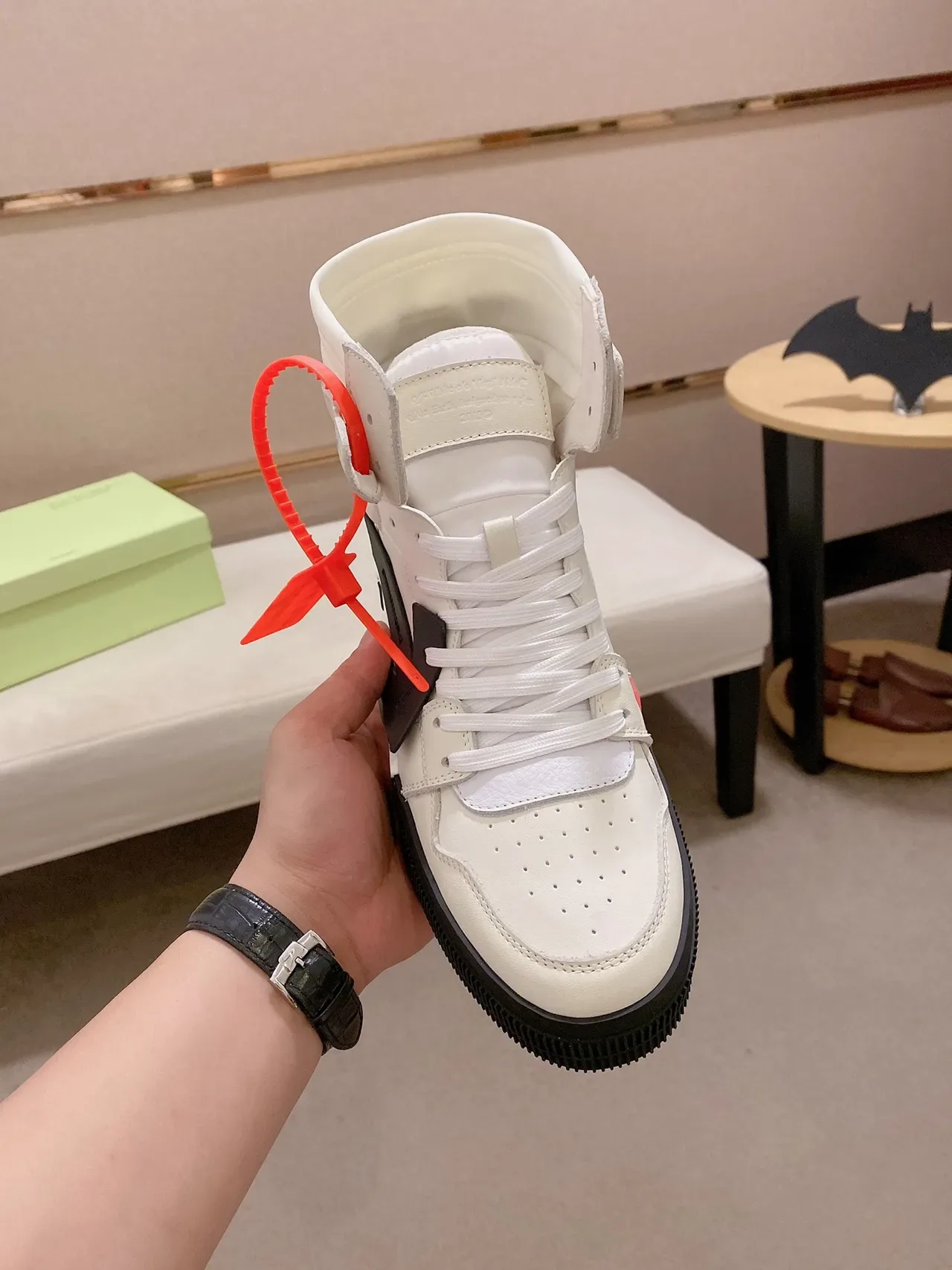Off-White Industrial হাই টপ স্নিকার সাদা কালো লাইফস্টাইল স্নিকার 5