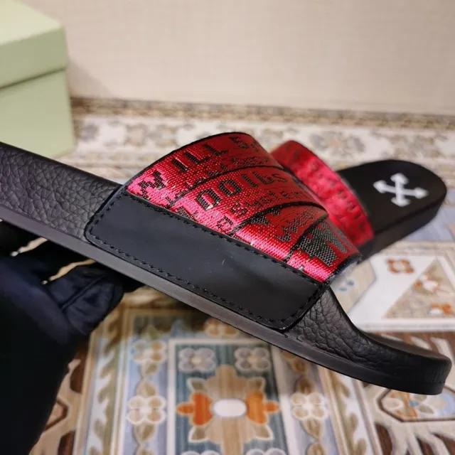 Off-White Slide أسود وأحمر معدني حزام صناعي نعال 3