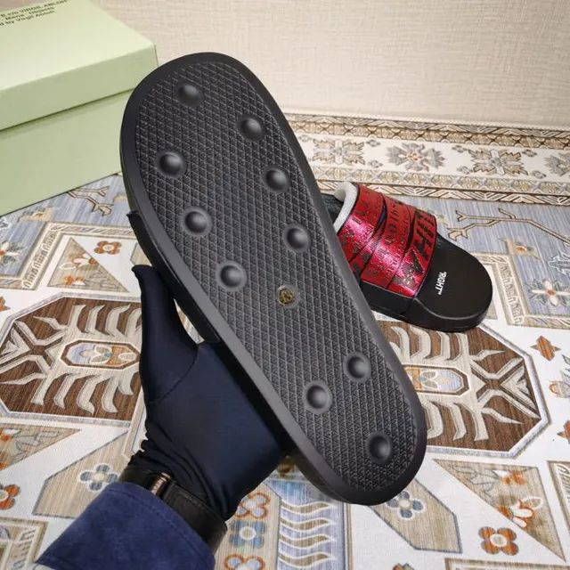 Off-White Slide أسود وأحمر معدني حزام صناعي نعال 4