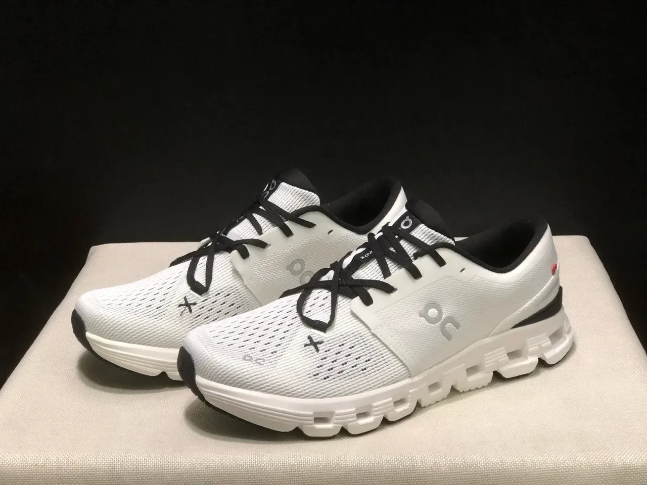 On Cloud Chaussures Lifestyle en Tricot Rose 3