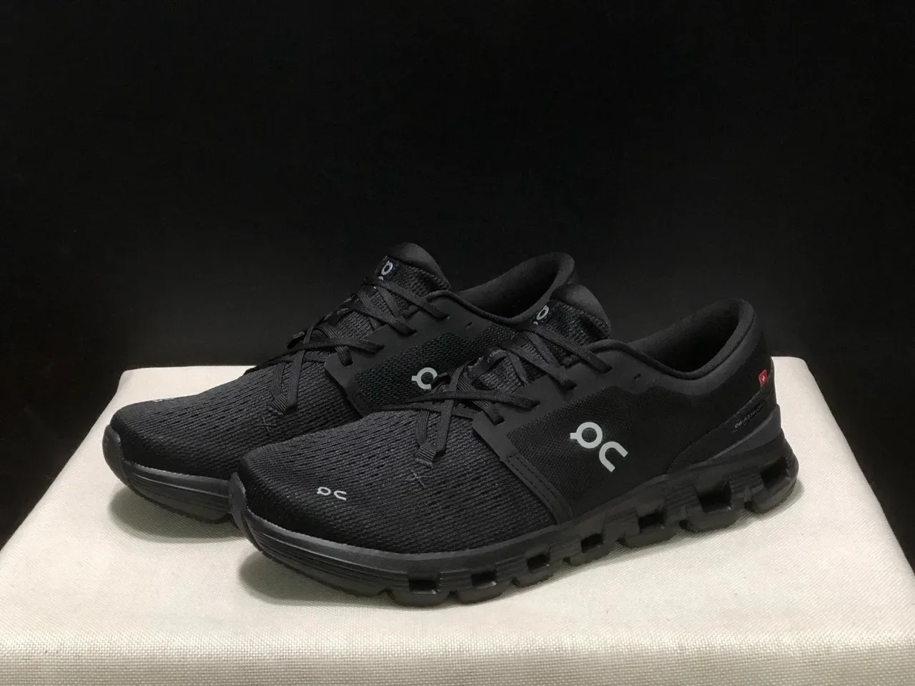 On Cloud Chaussures Lifestyle en Tricot Rose 4