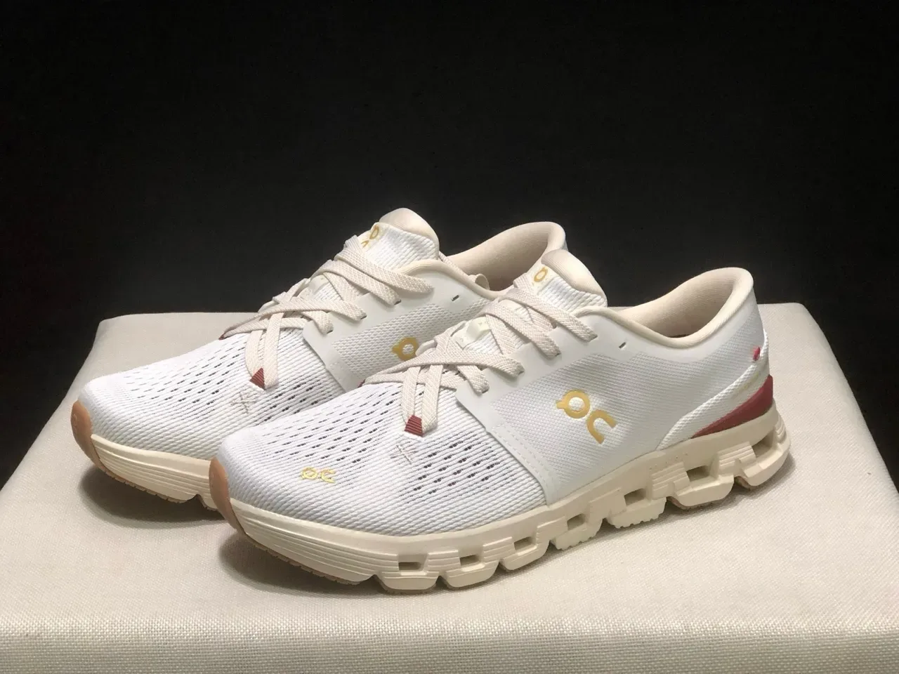 On Cloud Chaussures Lifestyle en Tricot Rose 6