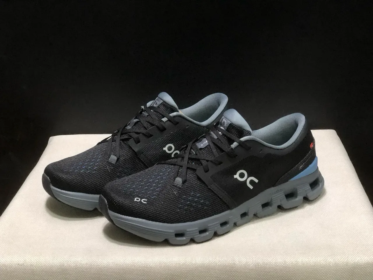On Cloud Chaussures Lifestyle en Tricot Rose 10