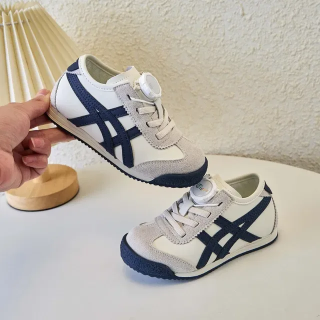 Onitsuka Tiger Chaussures lifestyle blanches et navy low-top runner en daim et maille 19