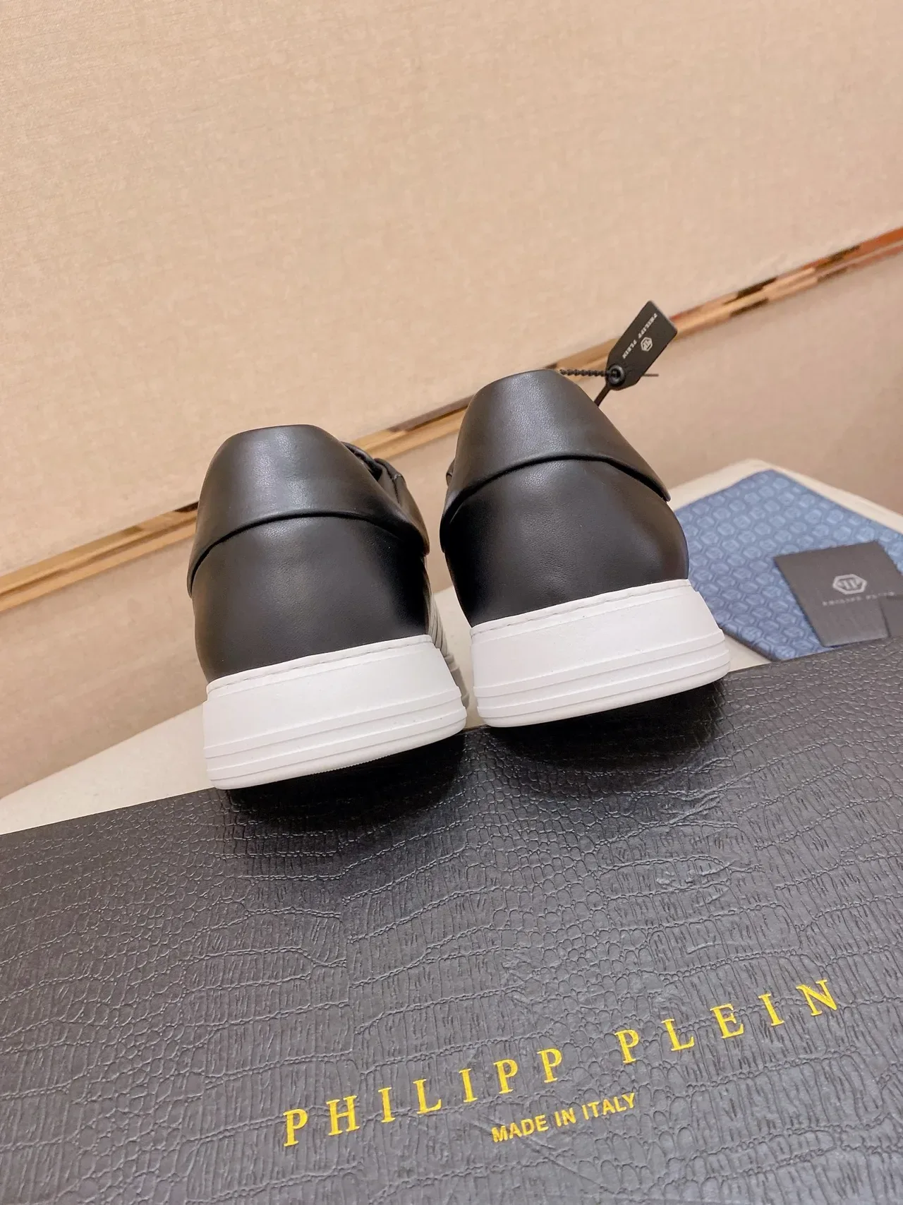 Philipp Plein Black Croc-Embossed Logo Patch Lifestyle Sneakers 3